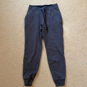 Lululemon jogger navy blues